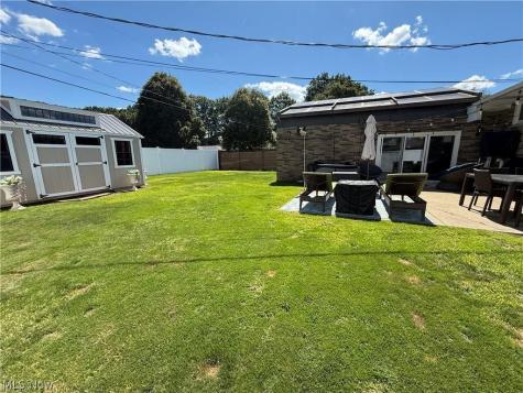 5981 Northview Drive Seven Hills OH 44131