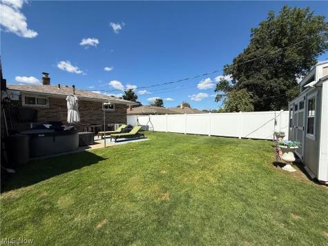 5981 Northview Drive Seven Hills OH 44131