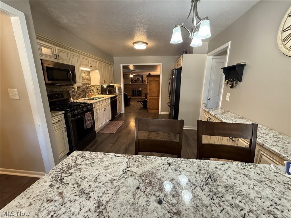 5981 Northview Drive Seven Hills OH 44131
