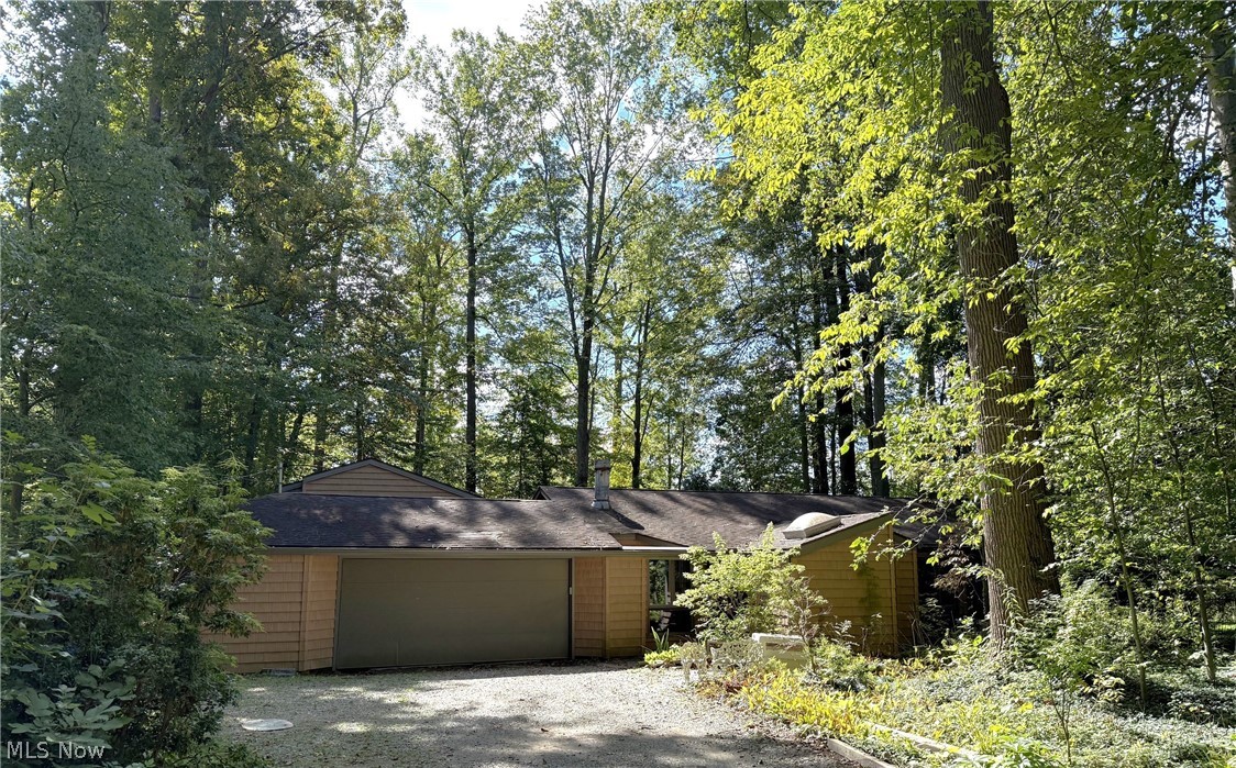 9657 Kim Drive Chesterland OH 44026