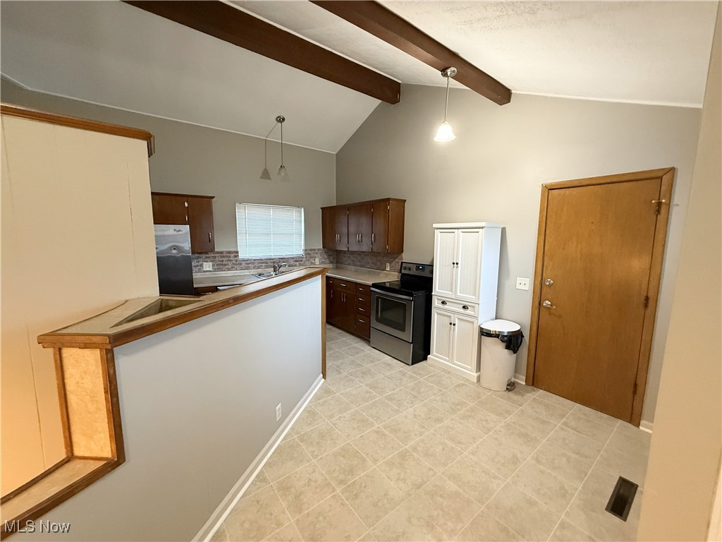 1373 Military Road Zanesville OH 43701