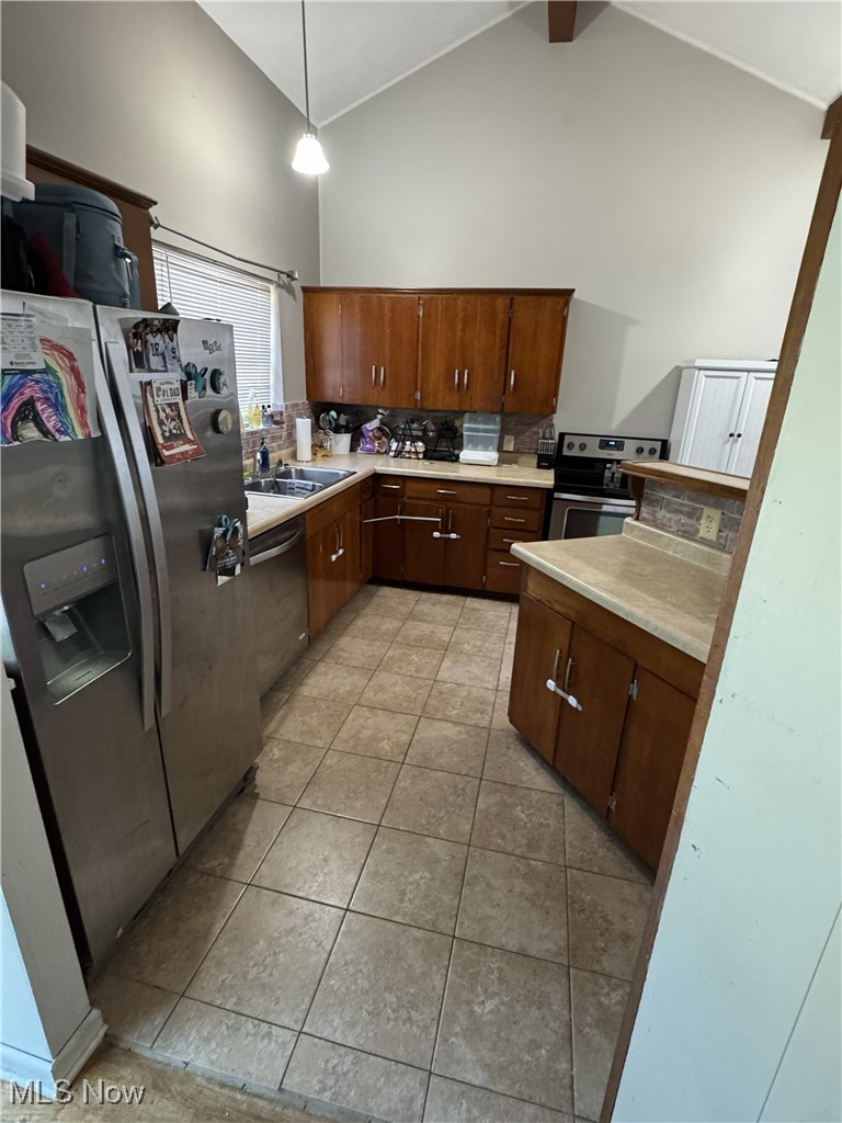 1373 Military Road Zanesville OH 43701
