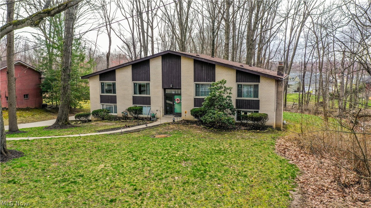 447 Spring Grove Drive Tallmadge OH 44278