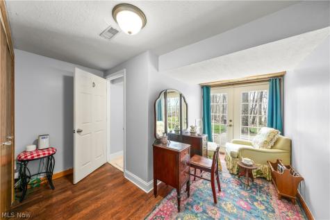 447 Spring Grove Drive Tallmadge OH 44278