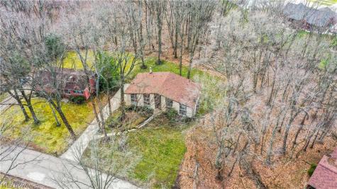 447 Spring Grove Drive Tallmadge OH 44278