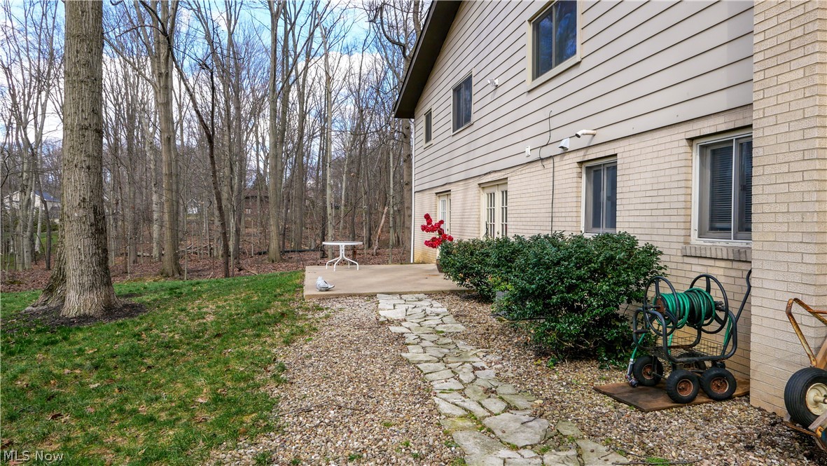 447 Spring Grove Drive Tallmadge OH 44278