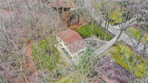 447 Spring Grove Drive Tallmadge OH 44278