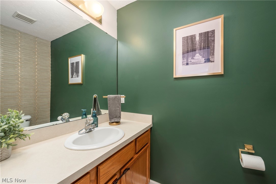 1374 Apple Valley Court Broadview Heights OH 44147