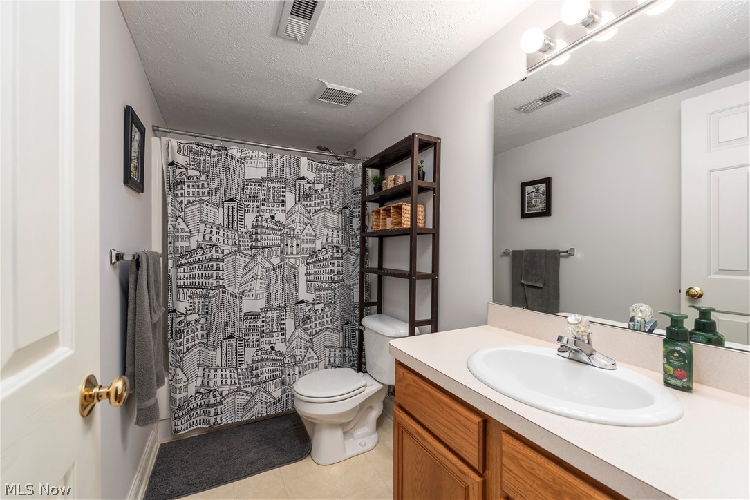 1374 Apple Valley Court Broadview Heights OH 44147