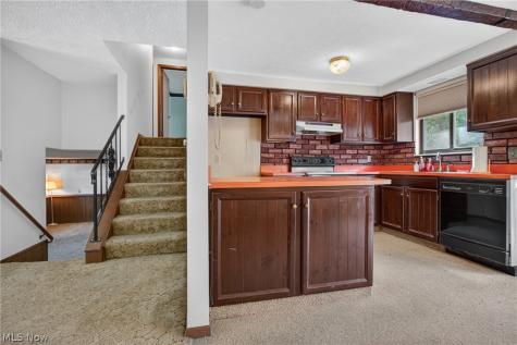 6500 Rosebelle Avenue North Ridgeville OH 44039