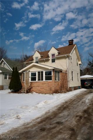 1445 E 172nd Street Cleveland OH 44110