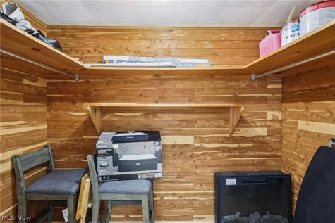 513 Gulf Road Elyria OH 44035