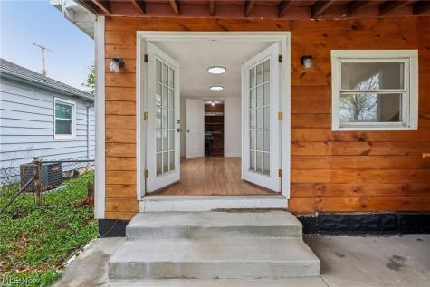 513 Gulf Road Elyria OH 44035