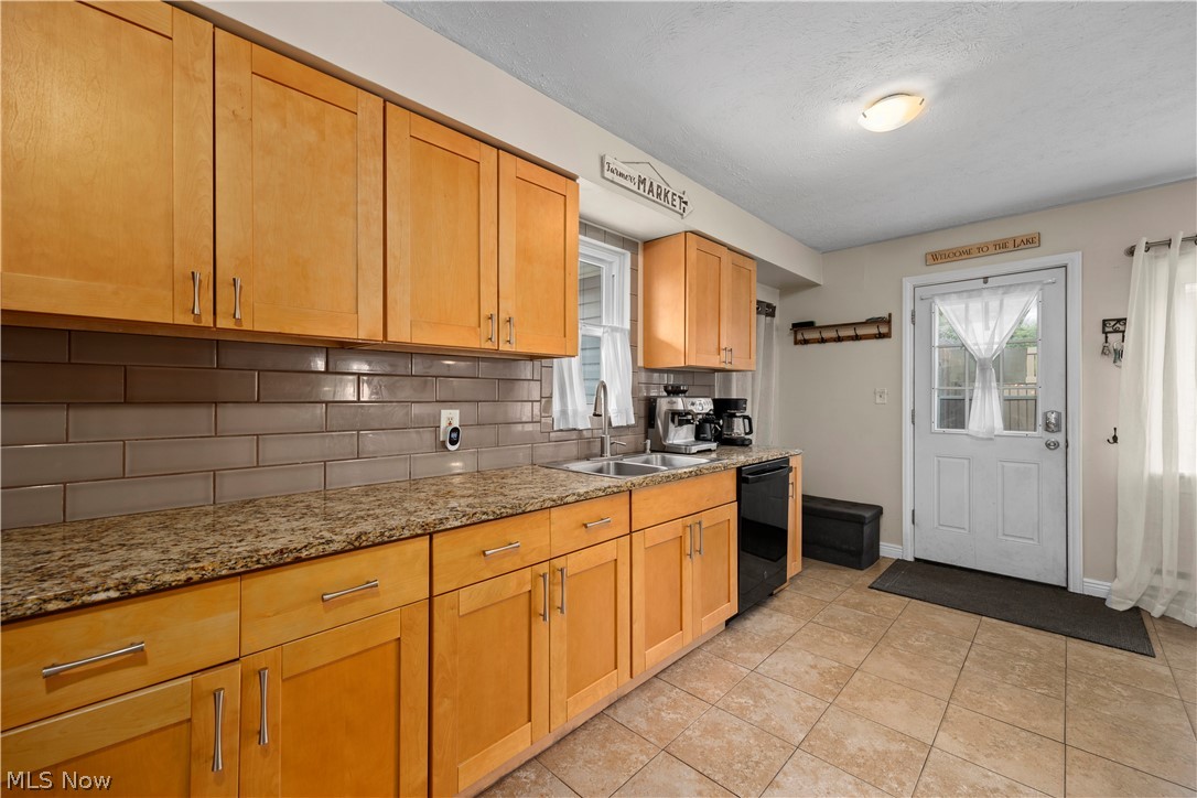 4112 Brockley Avenue Sheffield Lake OH 44054