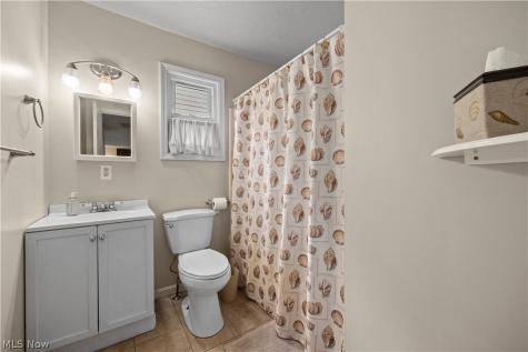 4112 Brockley Avenue Sheffield Lake OH 44054