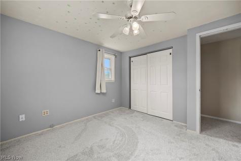 4112 Brockley Avenue Sheffield Lake OH 44054