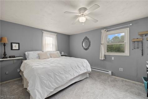 4112 Brockley Avenue Sheffield Lake OH 44054