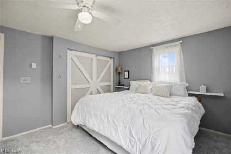 4112 Brockley Avenue Sheffield Lake OH 44054