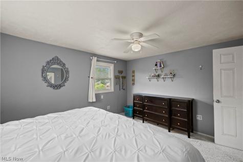 4112 Brockley Avenue Sheffield Lake OH 44054