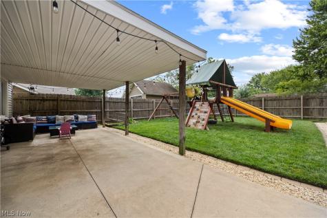 4112 Brockley Avenue Sheffield Lake OH 44054