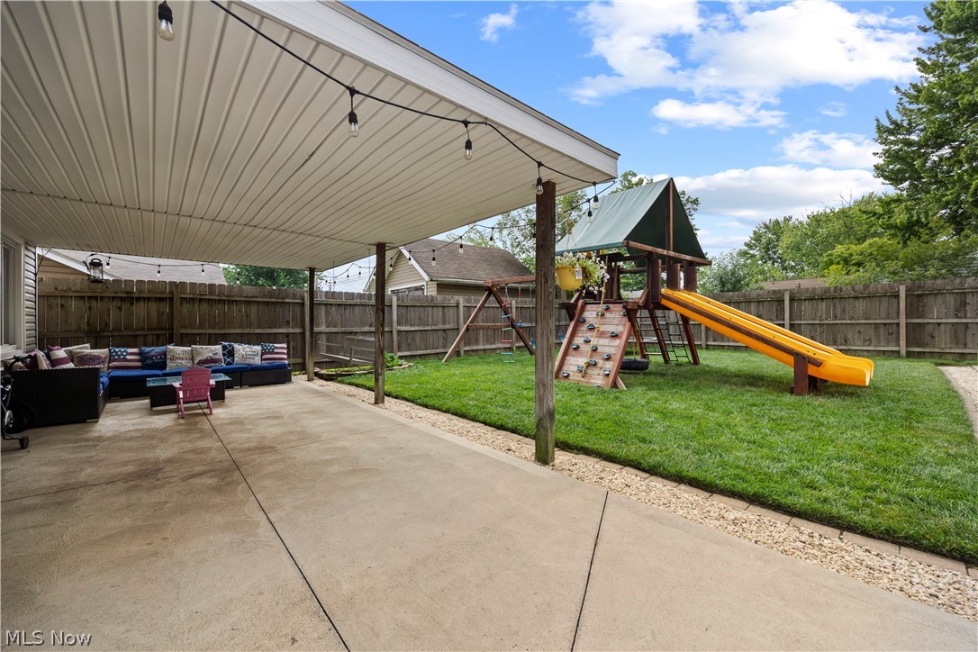 4112 Brockley Avenue Sheffield Lake OH 44054