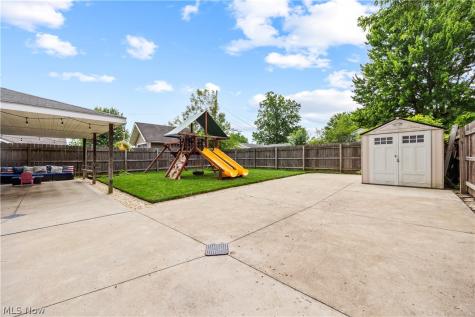 4112 Brockley Avenue Sheffield Lake OH 44054