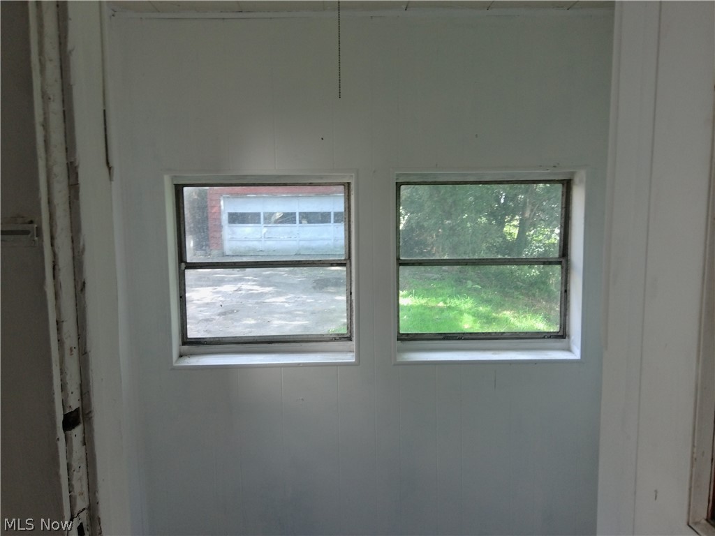 35 Palmer Avenue Campbell OH 44405