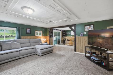 1758 Westwood Drive Twinsburg OH 44087