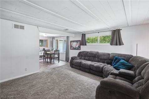 1758 Westwood Drive Twinsburg OH 44087