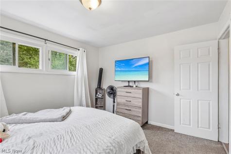 30 Taylor Road Barberton OH 44203