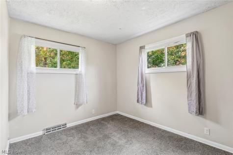 30 Taylor Road Barberton OH 44203