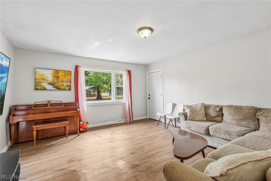 30 Taylor Road Barberton OH 44203
