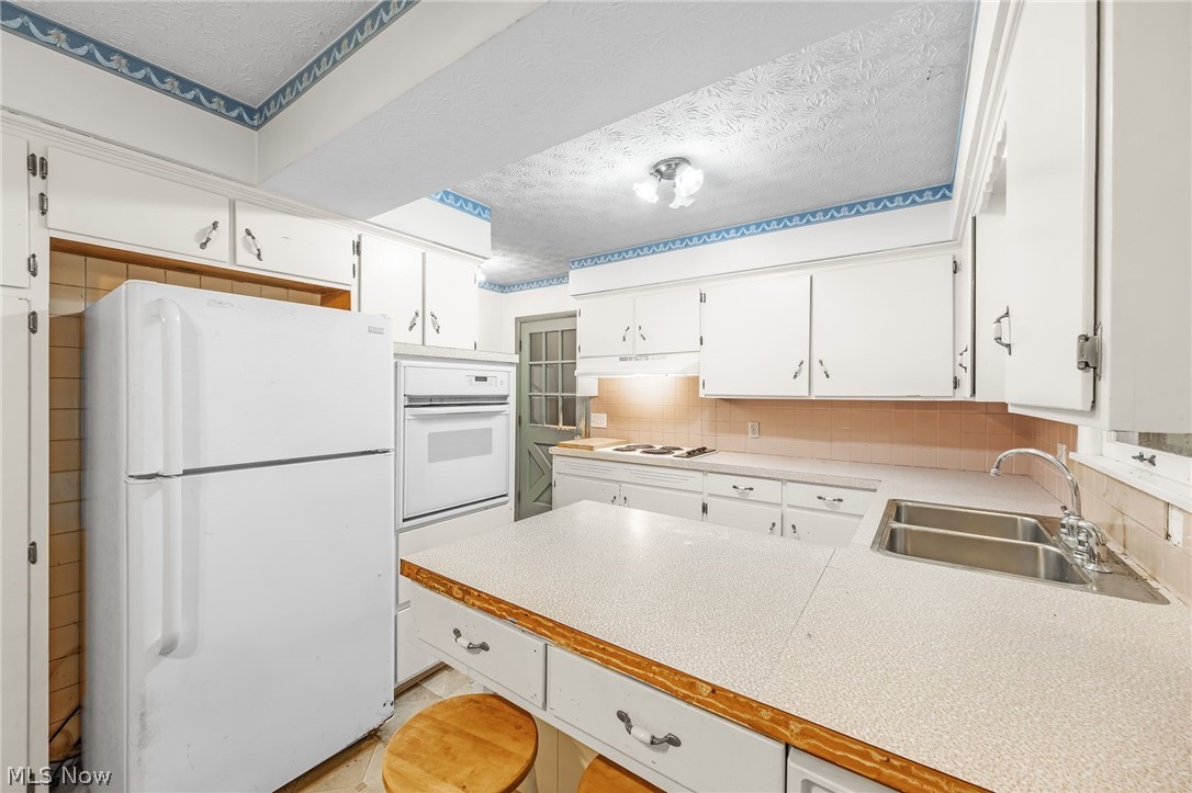 2253 Hi Vue Drive Green OH 44312