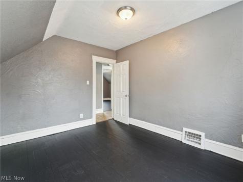 4002 Ardmore Avenue Cleveland OH 44109