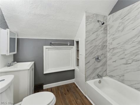 4002 Ardmore Avenue Cleveland OH 44109