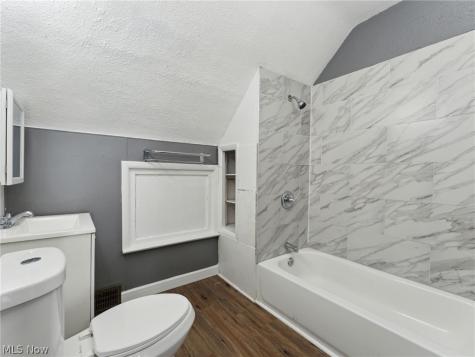 4002 Ardmore Avenue Cleveland OH 44109