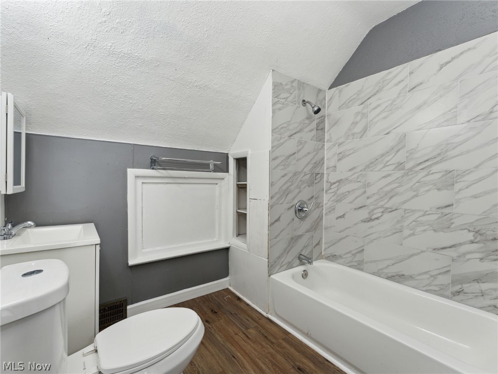4002 Ardmore Avenue Cleveland OH 44109
