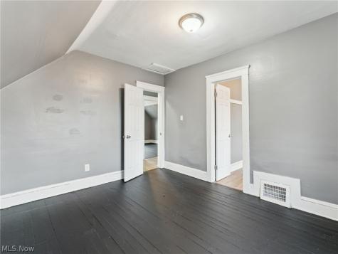 4002 Ardmore Avenue Cleveland OH 44109