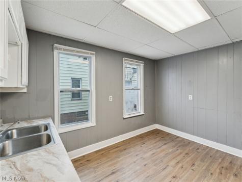 4002 Ardmore Avenue Cleveland OH 44109