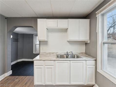 4002 Ardmore Avenue Cleveland OH 44109
