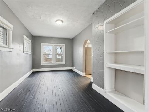 4002 Ardmore Avenue Cleveland OH 44109