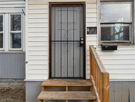 4002 Ardmore Avenue Cleveland OH 44109