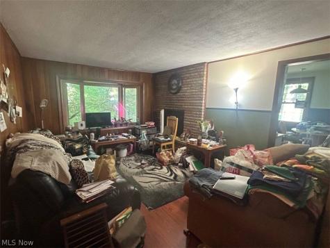 4939 Geraldine Road Richmond Heights OH 44143