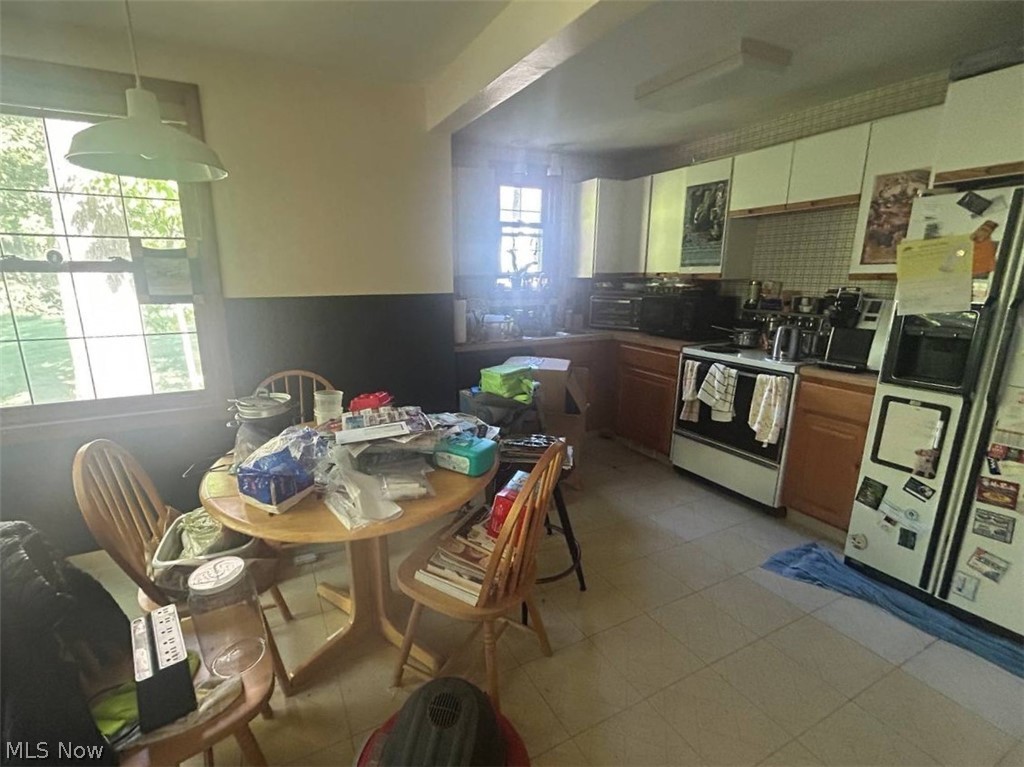 4939 Geraldine Road Richmond Heights OH 44143