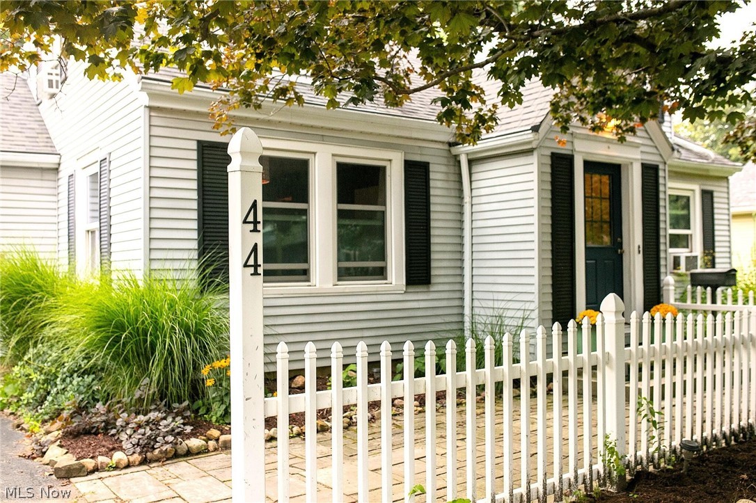 44 Colony Drive Oberlin OH 44074