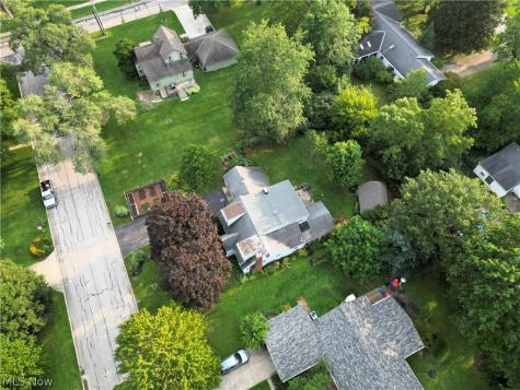 44 Colony Drive Oberlin OH 44074