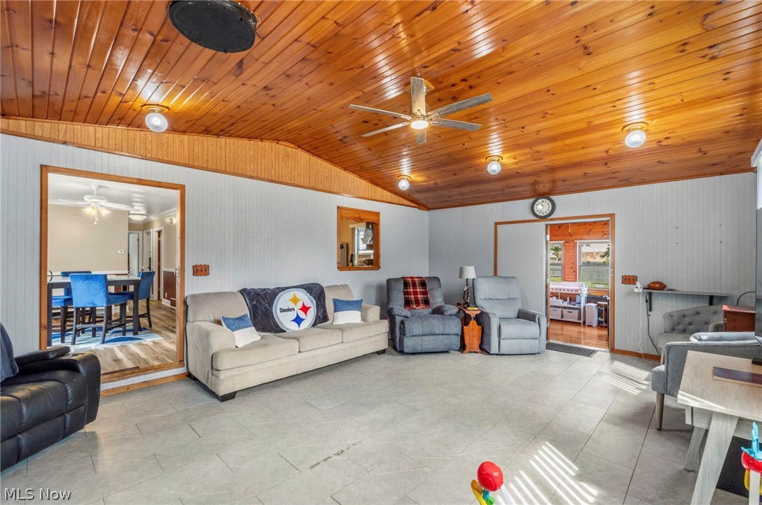 223 E North Street Crestline OH 44827