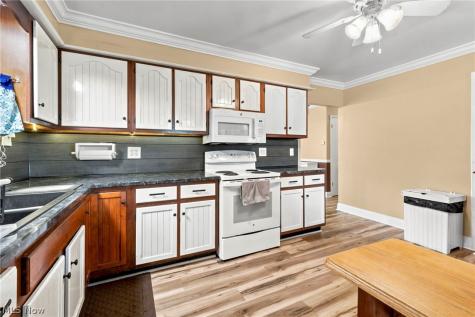 223 E North Street Crestline OH 44827