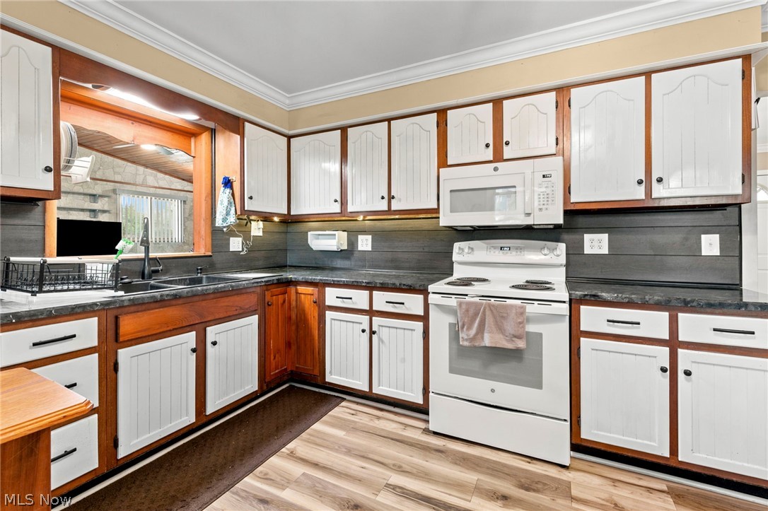 223 E North Street Crestline OH 44827