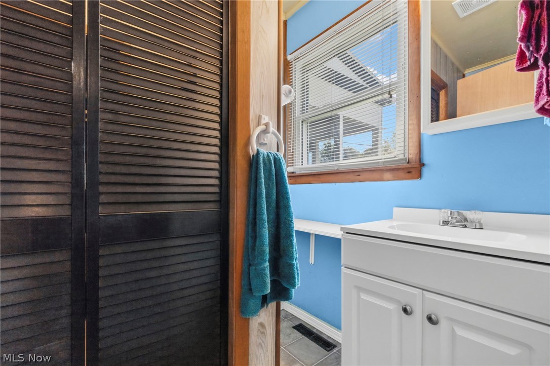 223 E North Street Crestline OH 44827